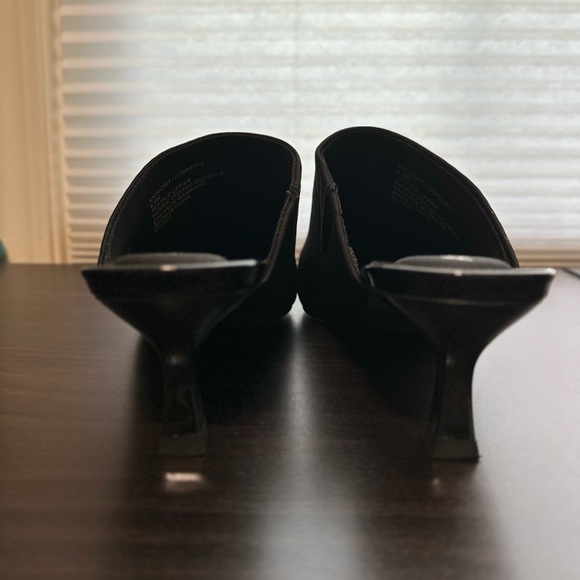 Anne Klein Heeled Mules - Picture 3 of 6